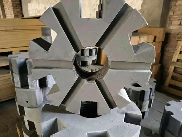 precision graphite rotor blade design for efficient metal